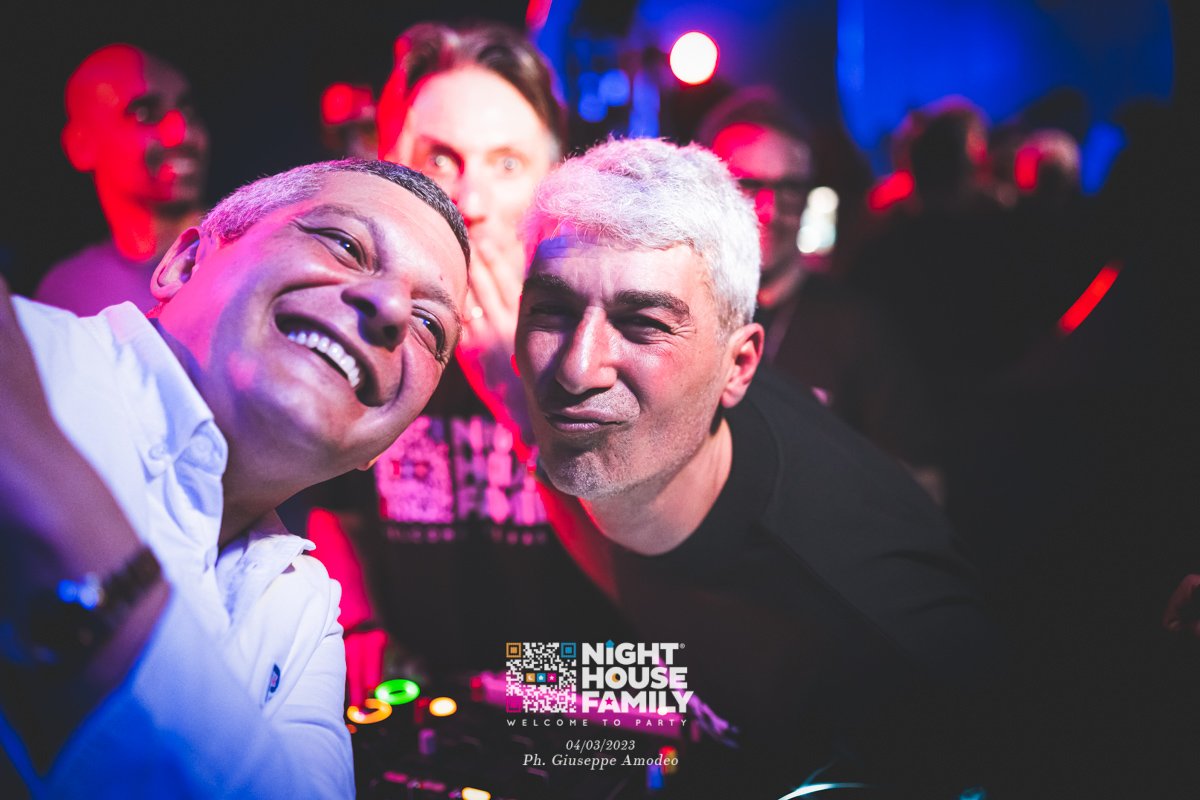 Night House Family Amuri 7