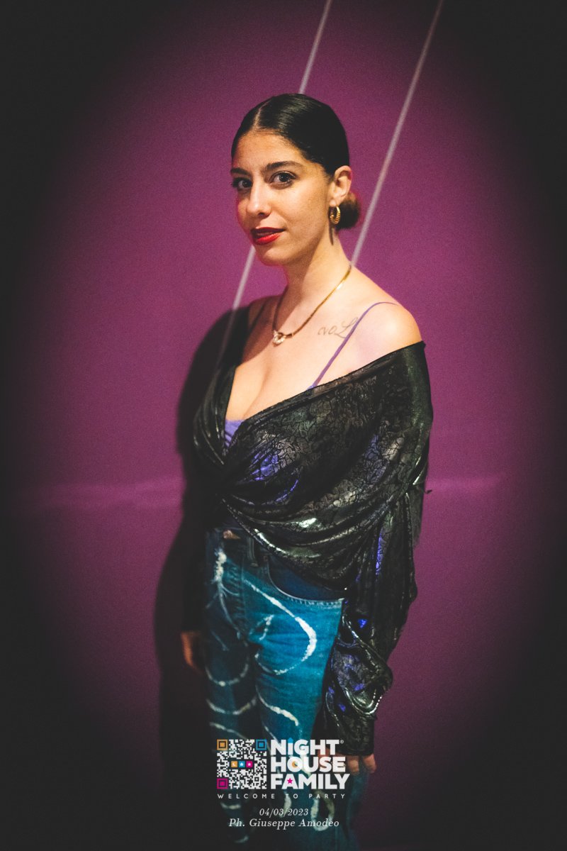 Night House Family Amuri 72