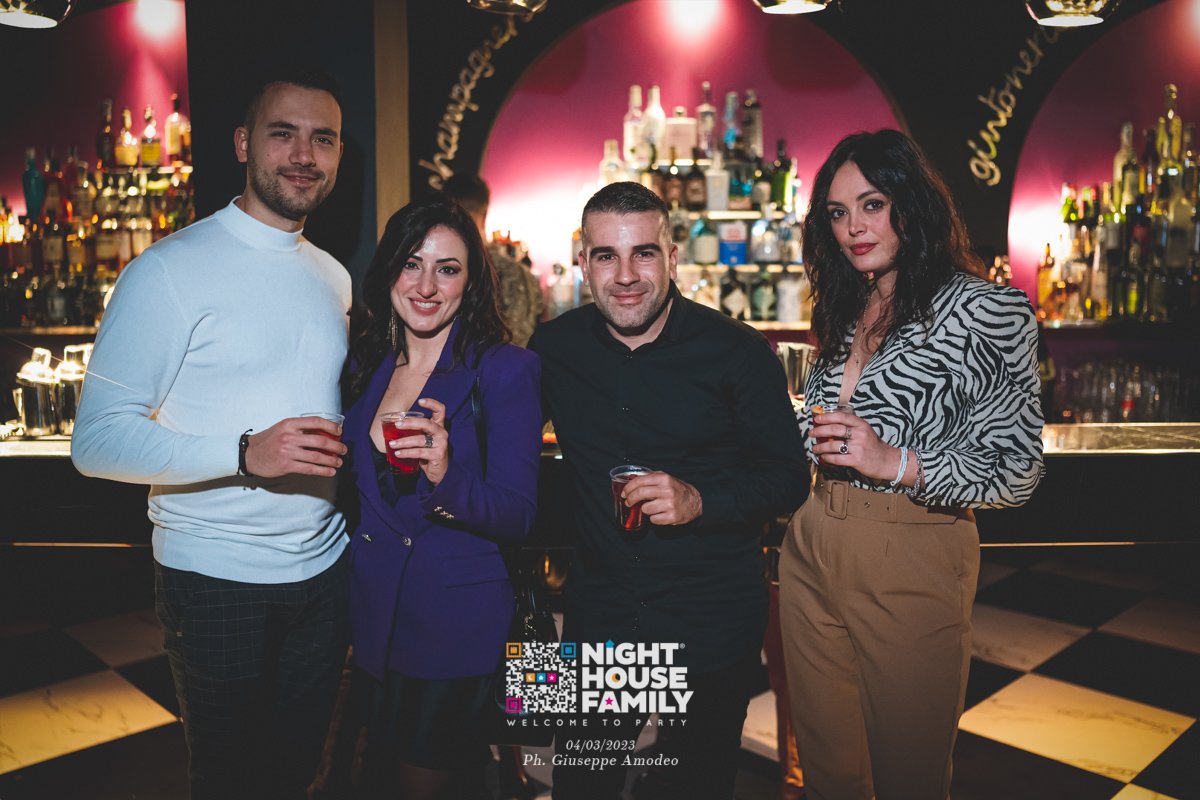 Night House Family Amuri 79