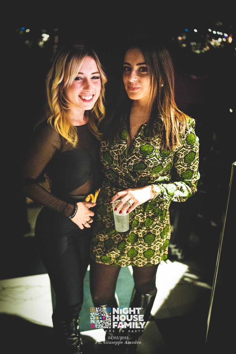 Night House Family Amuri 80