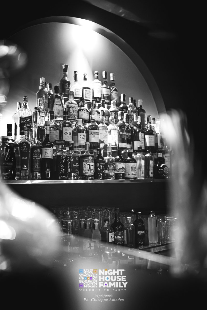 Night House Family Amuri 85