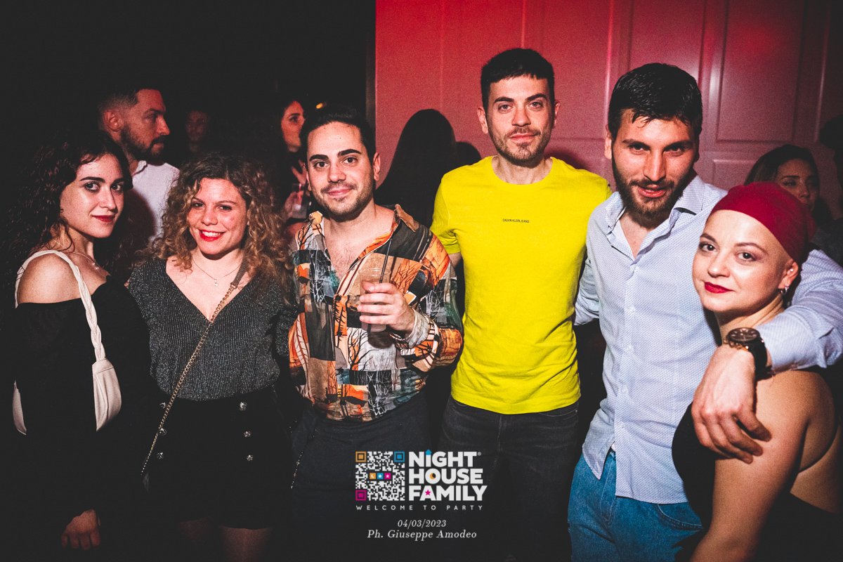 Night House Family Amuri 92