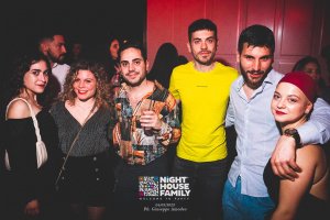 Night House Family Amuri 92