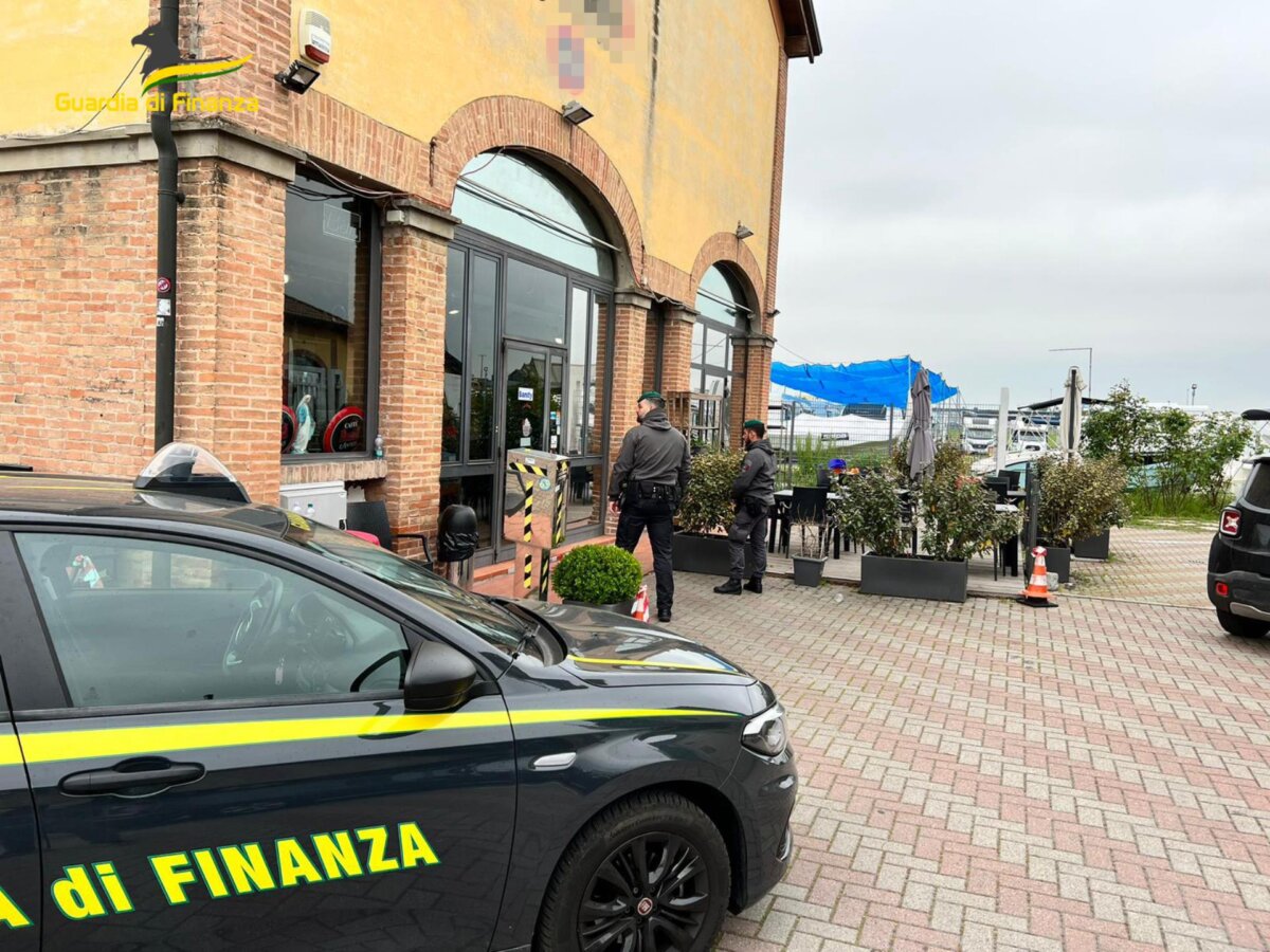 Guardia Finanza Ristorante Bologna Imprenditore Ndrangheta 1