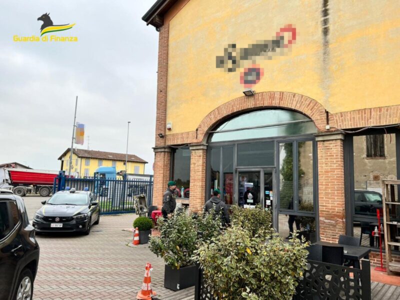 Guardia Finanza Ristorante Bologna Imprenditore Ndrangheta 2