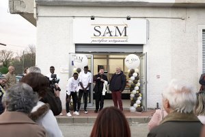 Inaugurazione L'intervento Di Don Franco Staffa Parroco S Pio Da Pietrelcina In Piano Lago Di Mangone