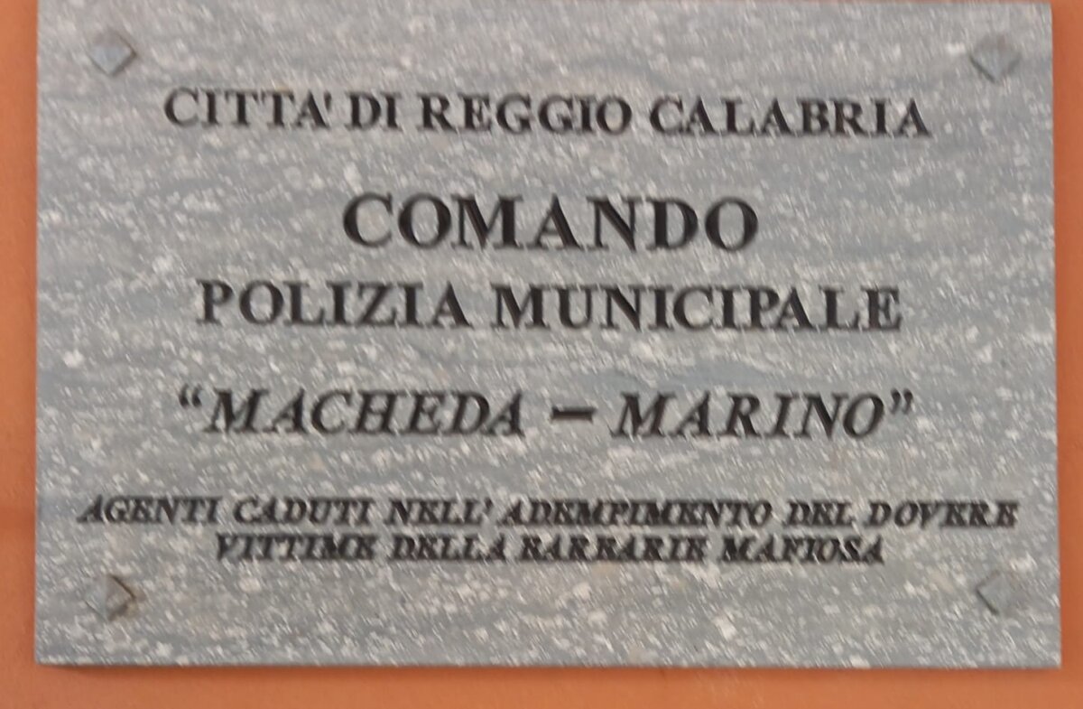Intitolazione