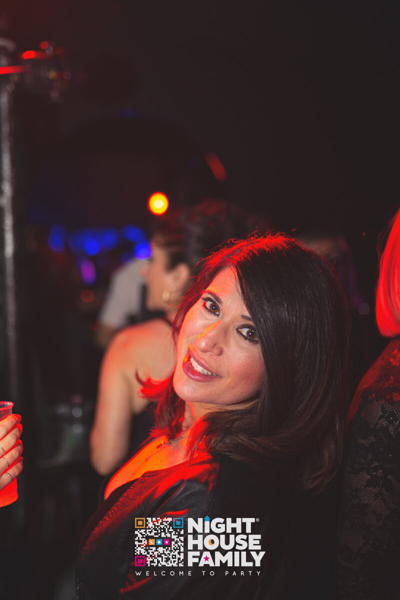 Night House Family Dj Spiller Amuri 102