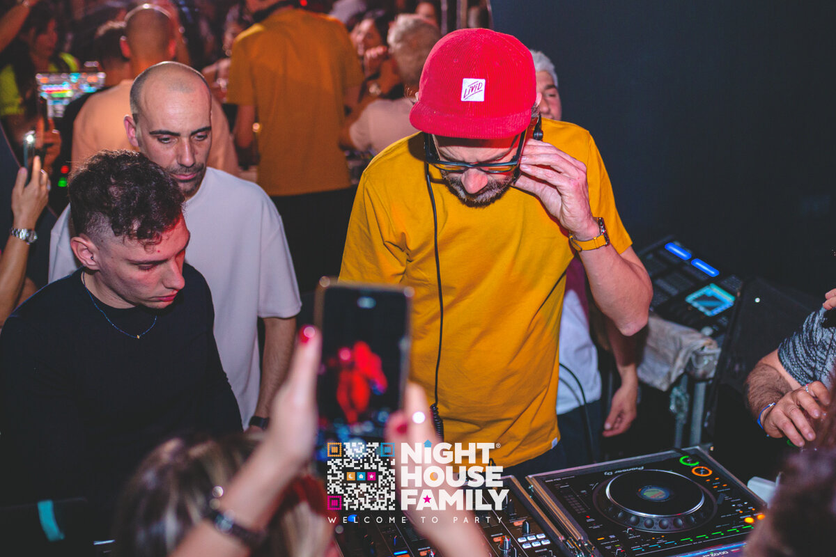 Night House Family Dj Spiller Amuri 111