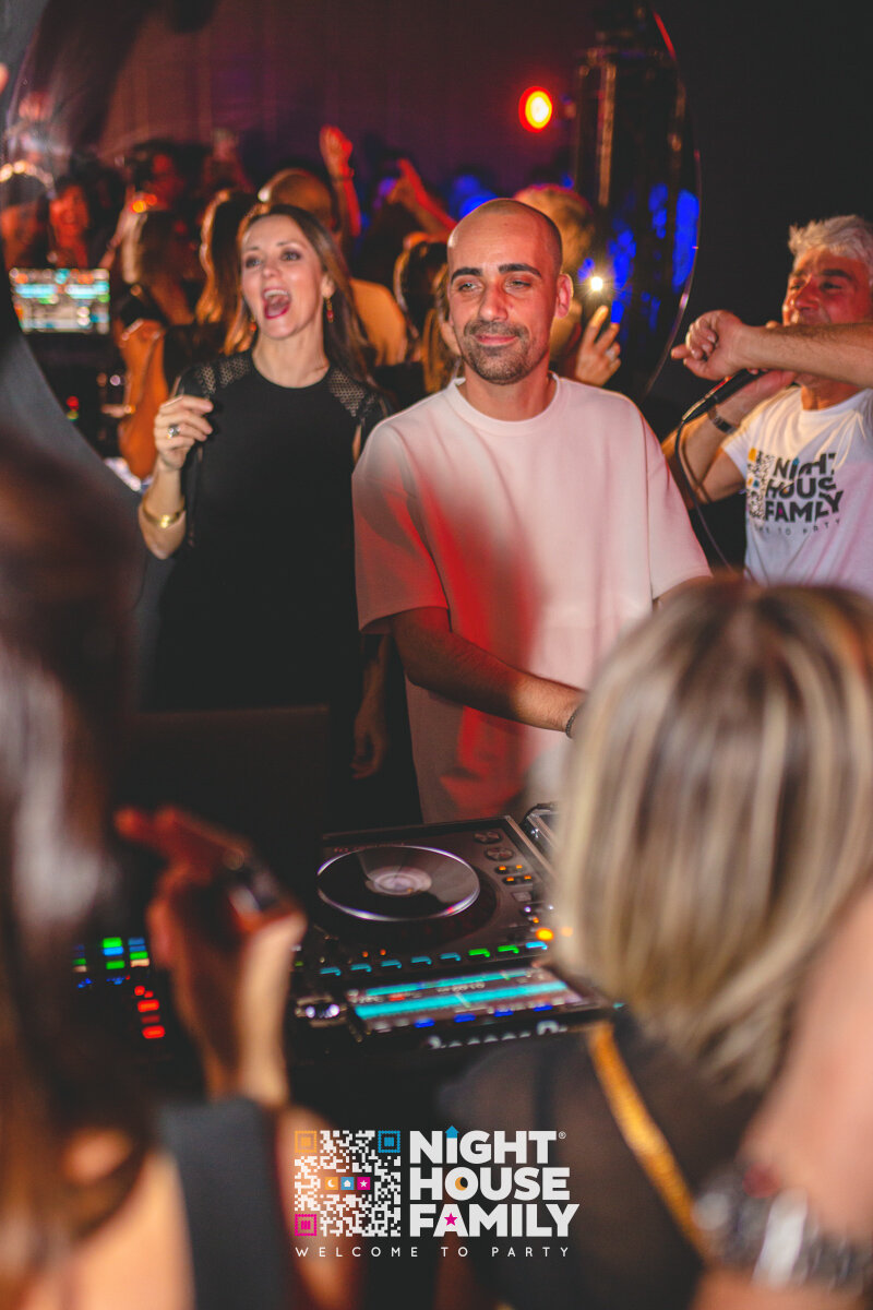 Night House Family Dj Spiller Amuri 82