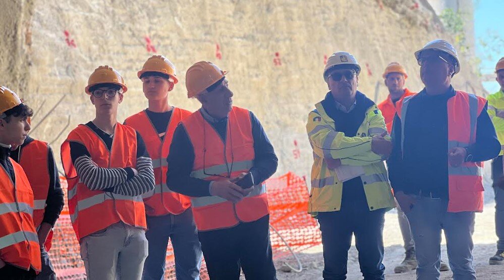 Studenti Visita Variante Abitato Palizzi Ss 106 (4)