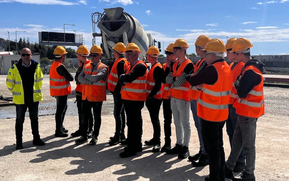 Studenti Visita Variante Abitato Palizzi Ss 106 (9)