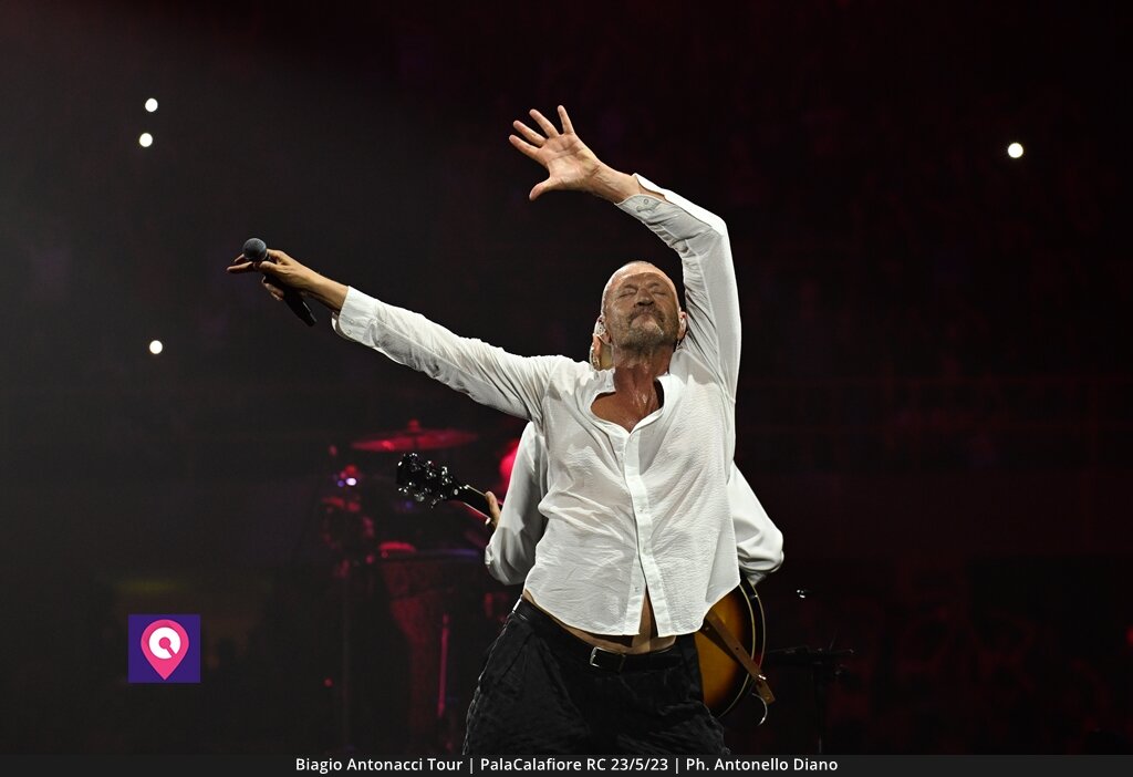 BiagioAntonacci (101)