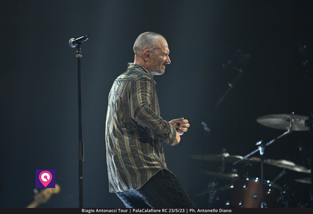 BiagioAntonacci (70)