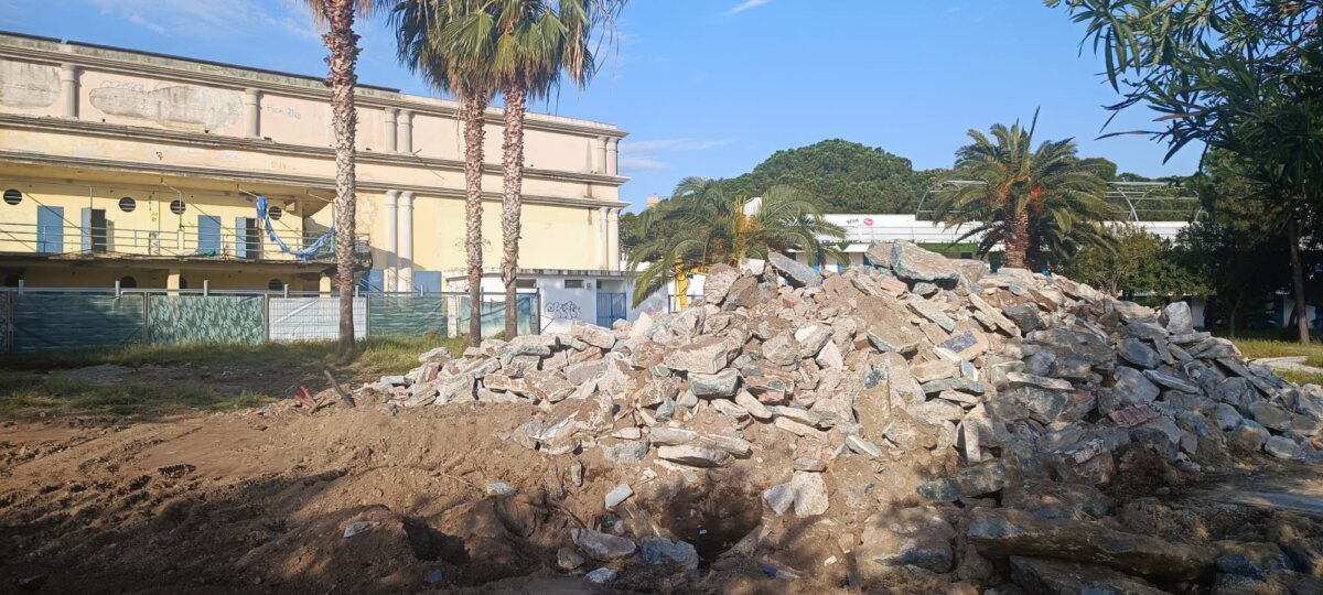 Lido Comunale Abbattimento Cabine 3