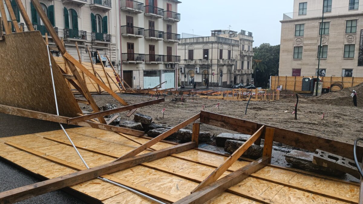 Maltempo Cantiere Piazza De Nava1