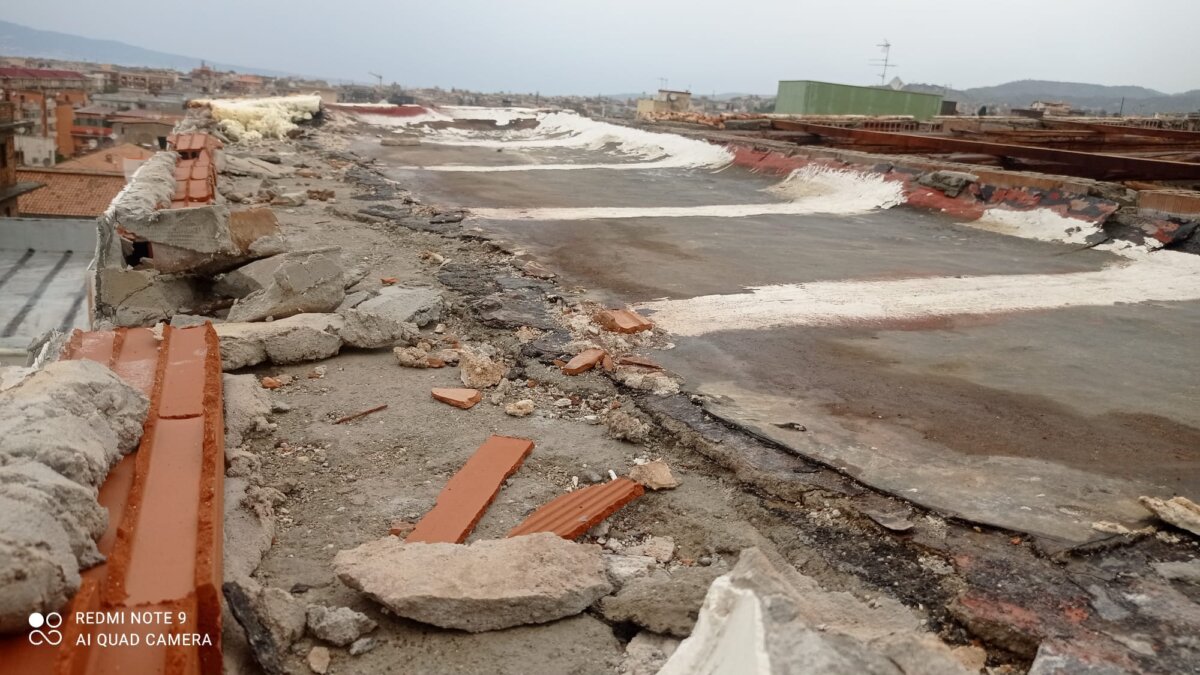 Tetto Divelto Attico Rc1