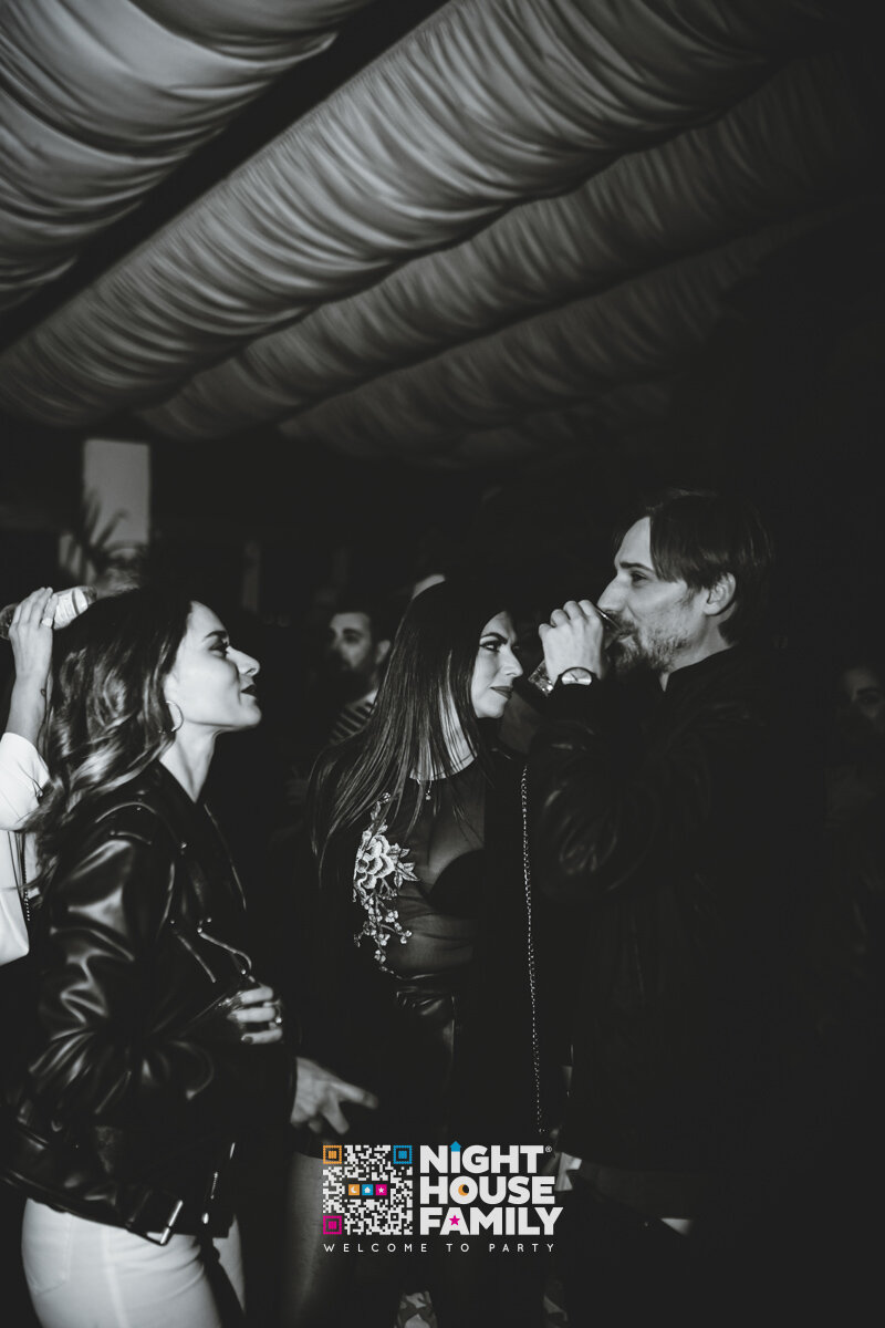 Kalura Night House Family 109