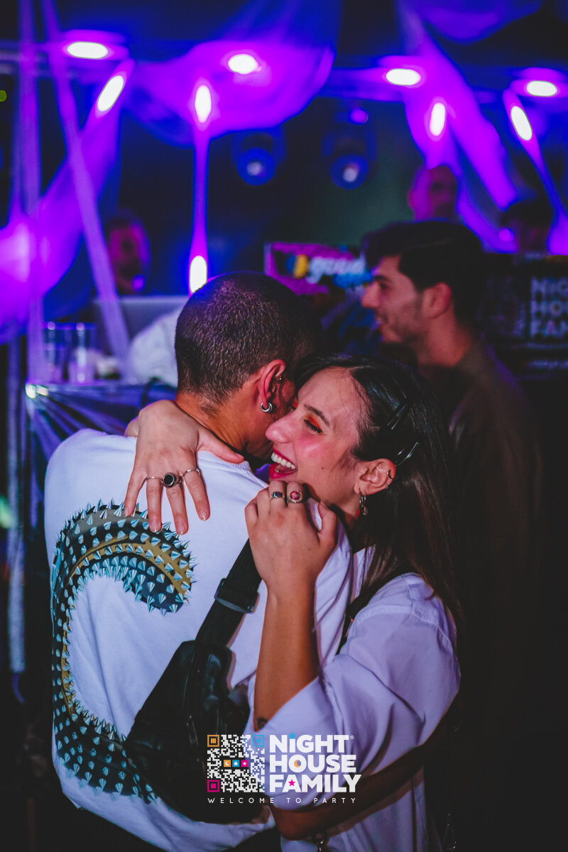 Kalura Night House Family 120