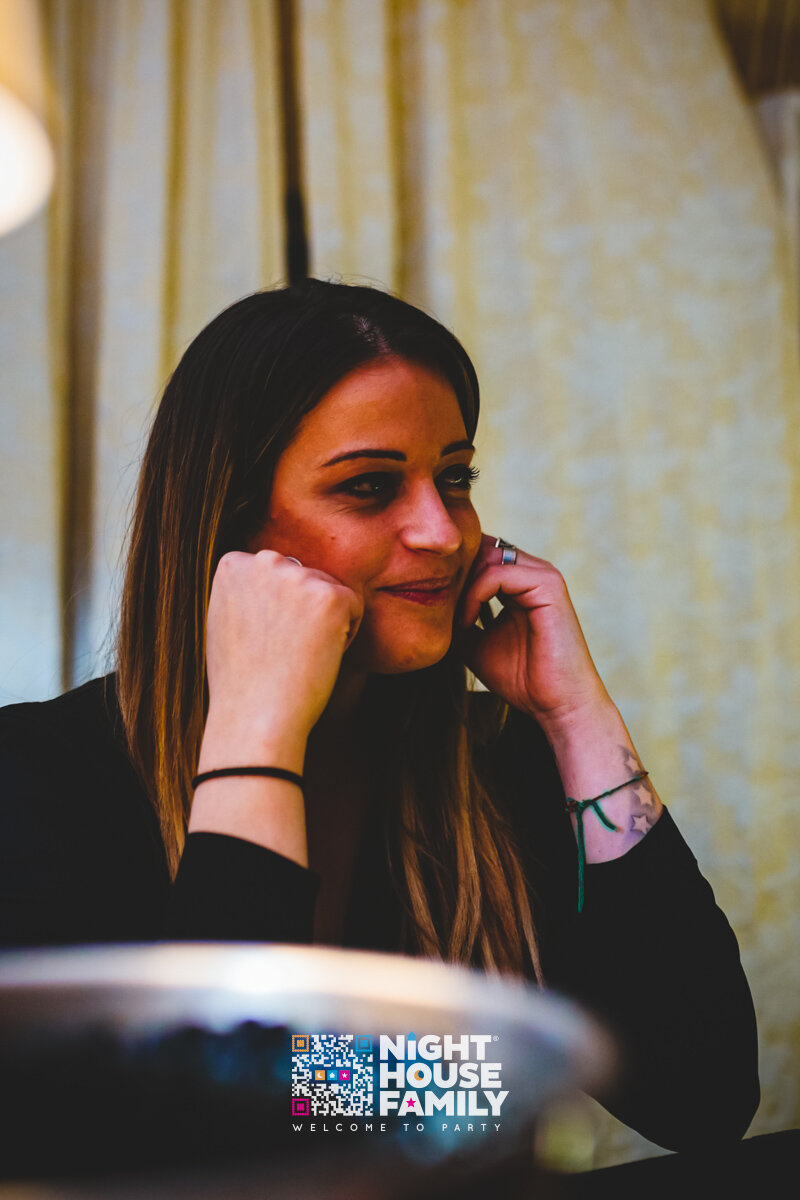 Kalura Night House Family 122