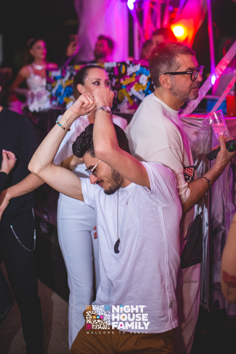 Kalura Night House Family 128