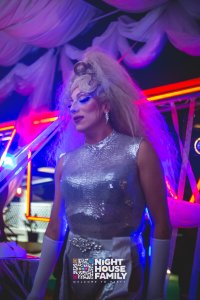 Kalura Night House Family 13