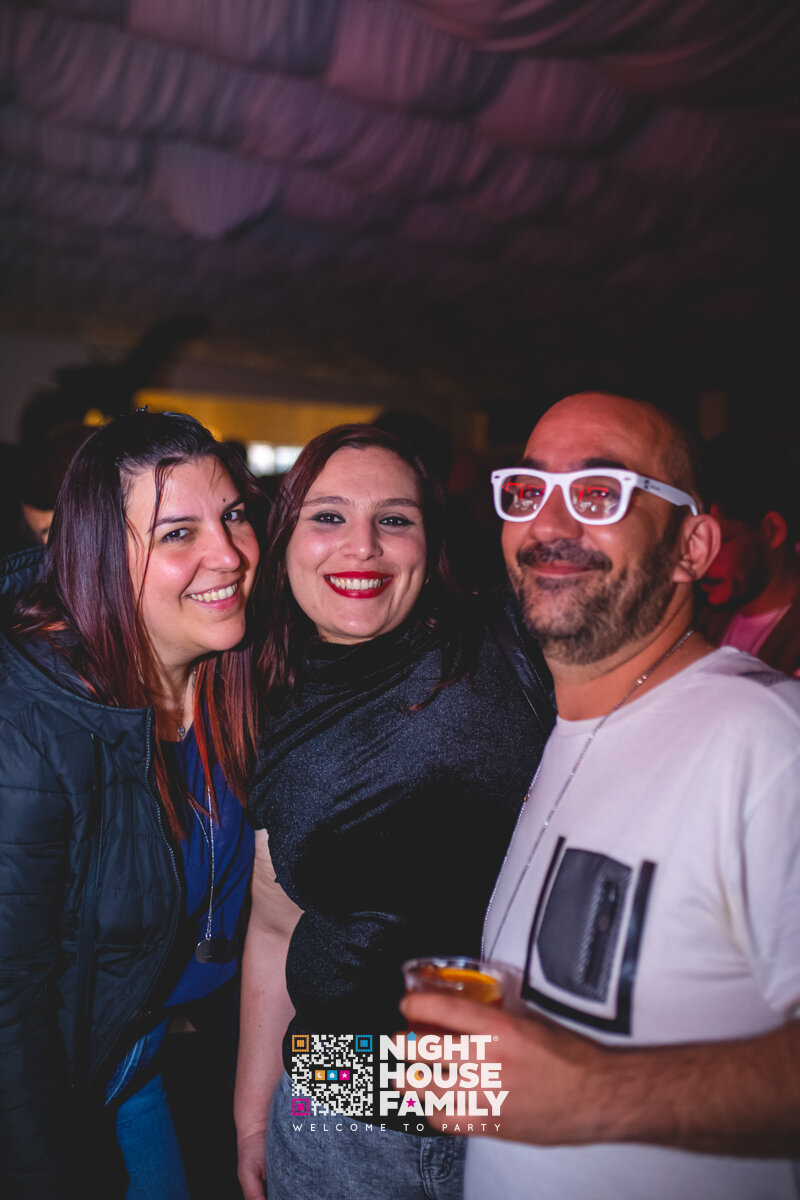 Kalura Night House Family 135