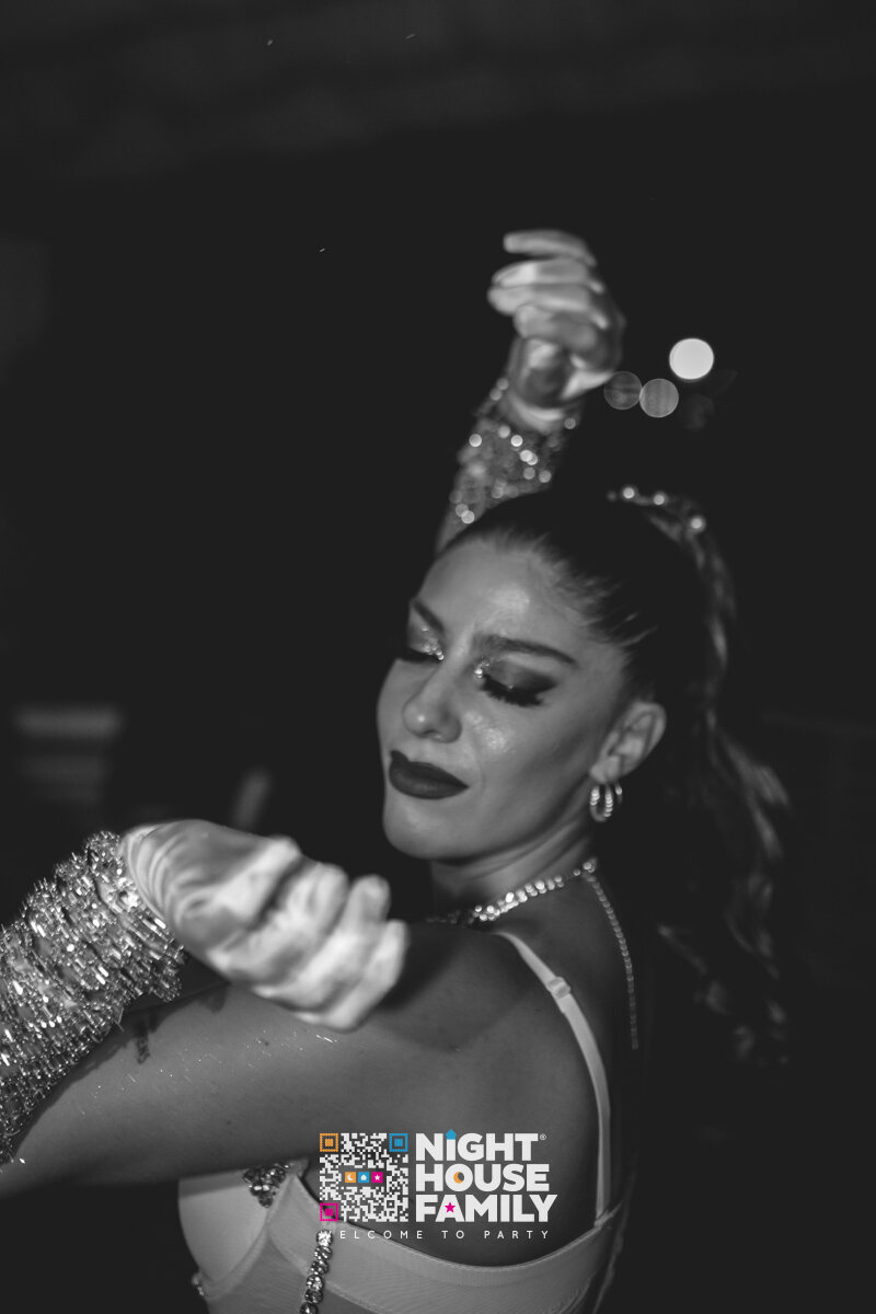 Kalura Night House Family 140