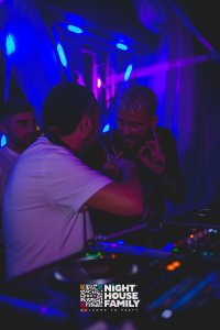 Kalura Night House Family 147