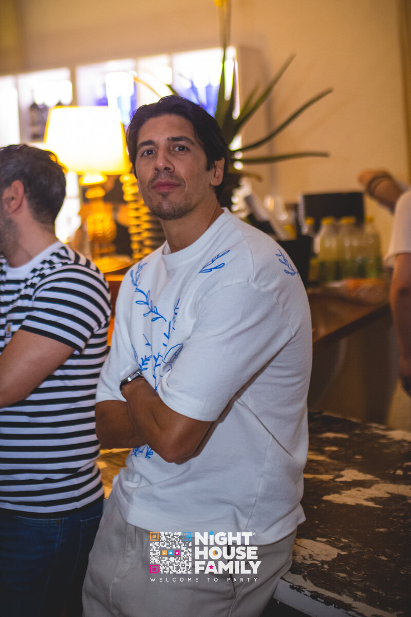 Kalura Night House Family 159