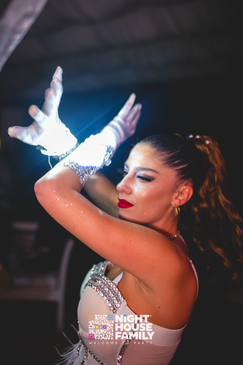 Kalura Night House Family 167