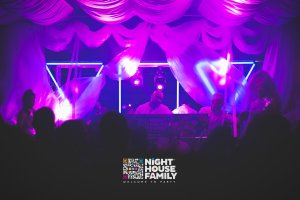 Kalura Night House Family 172