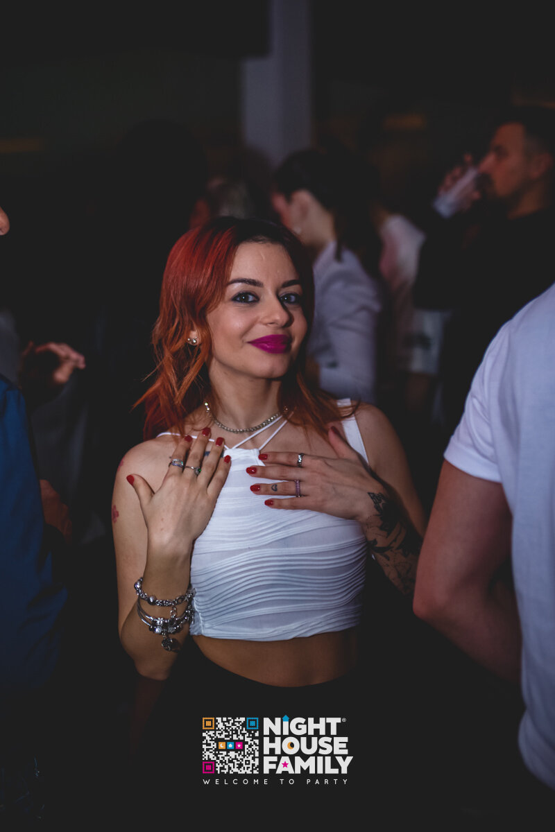 Kalura Night House Family 178