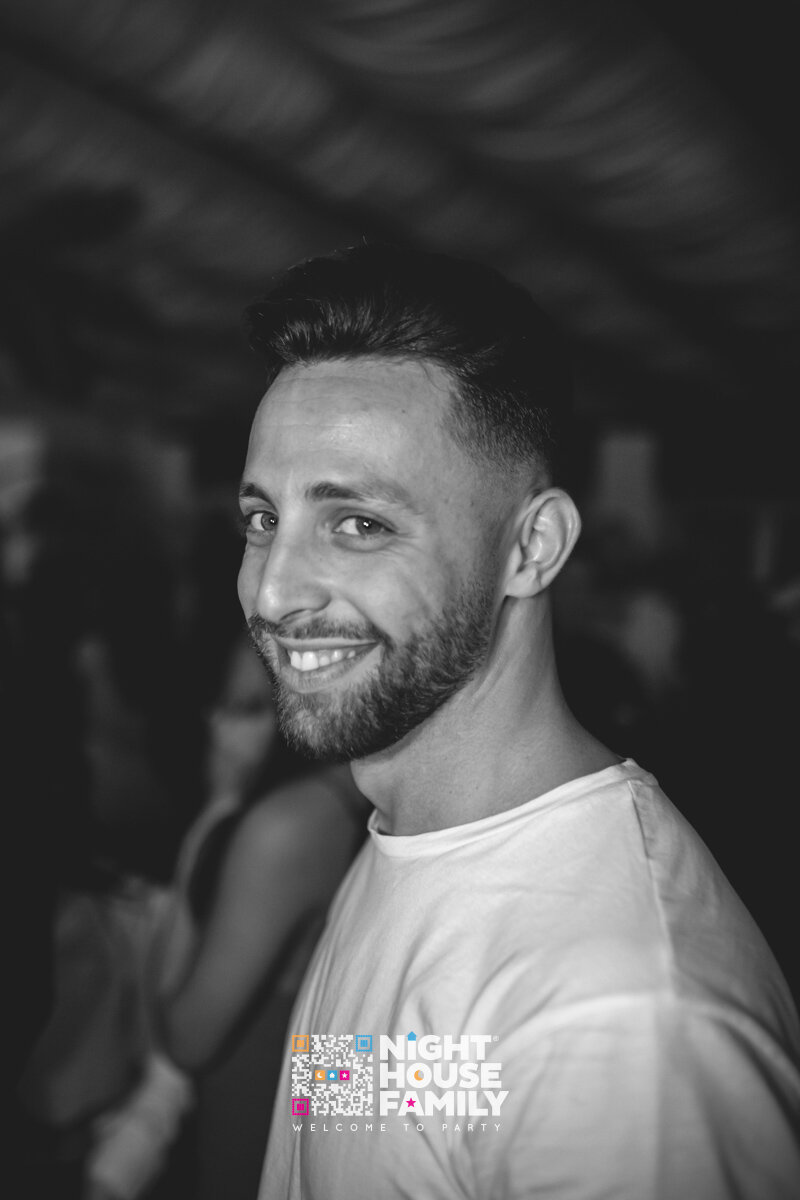 Kalura Night House Family 183