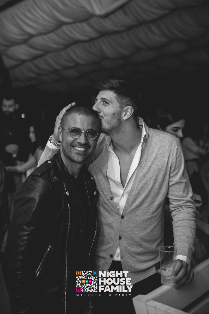 Kalura Night House Family 20