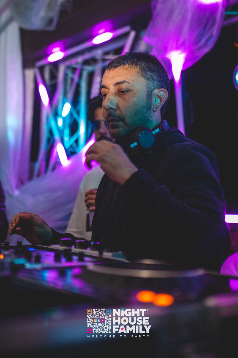 Kalura Night House Family 200