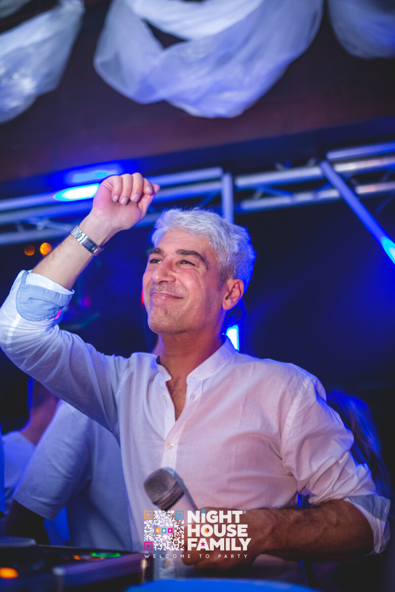 Kalura Night House Family 201