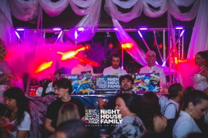 Kalura Night House Family 207