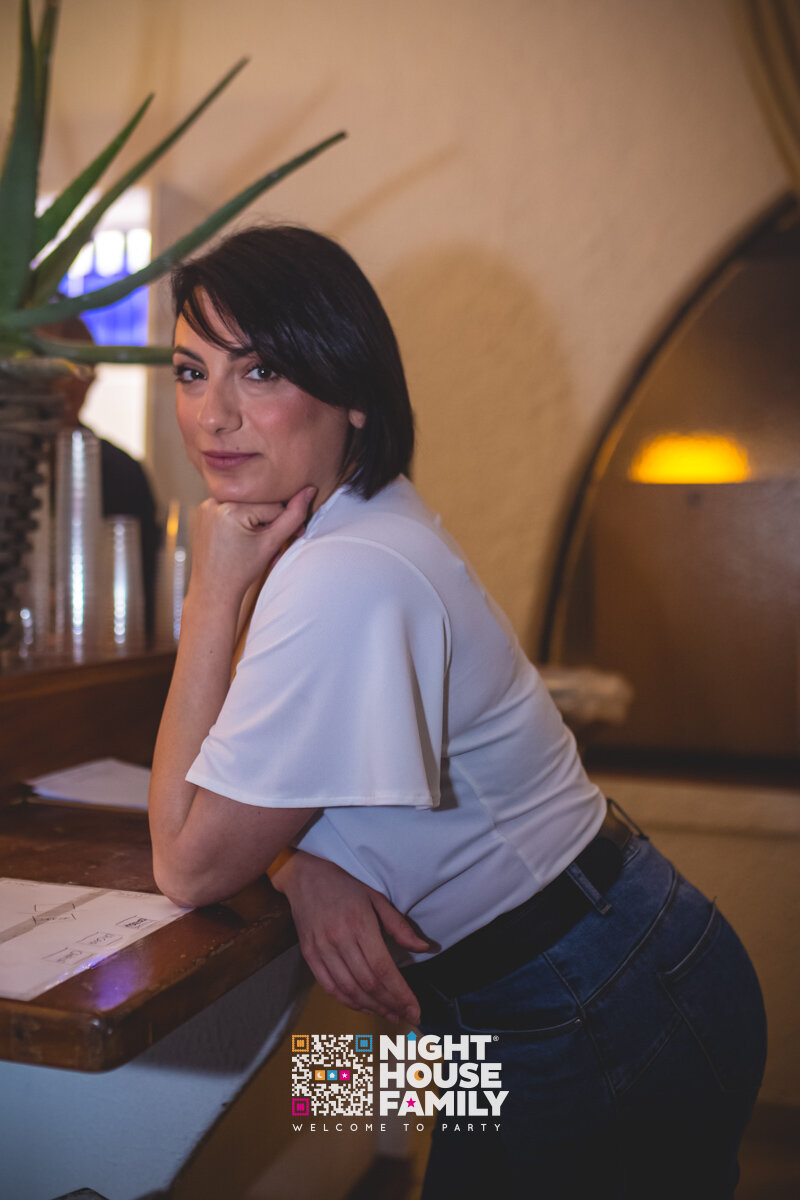 Kalura Night House Family 235