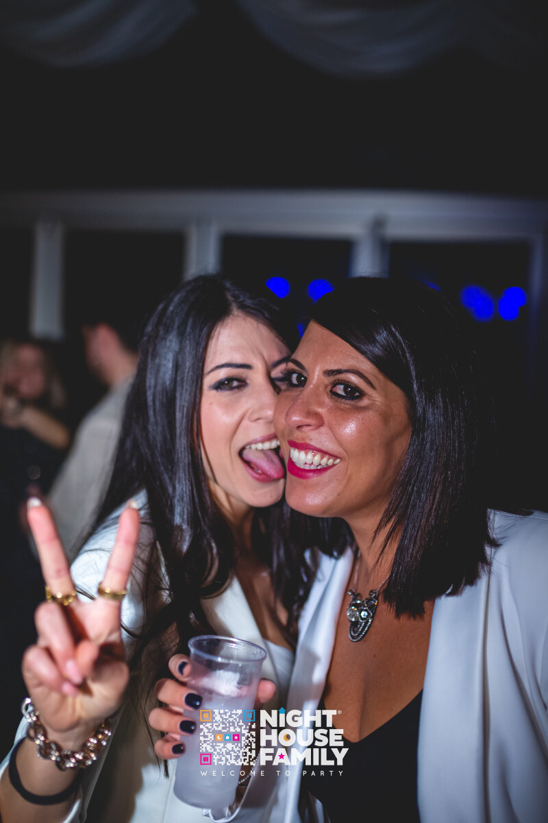 Kalura Night House Family 238