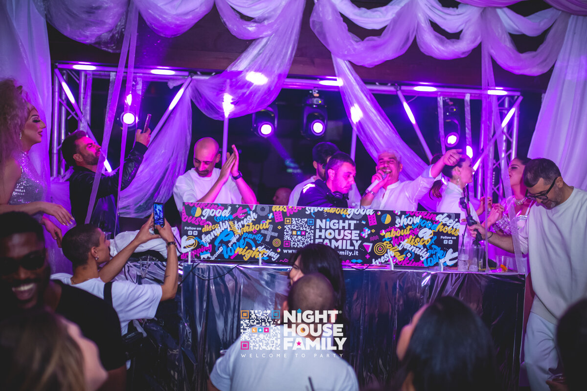 Kalura Night House Family 3