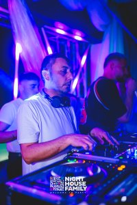 Kalura Night House Family 31