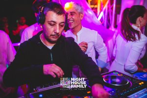 Kalura Night House Family 36