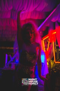 Kalura Night House Family 53