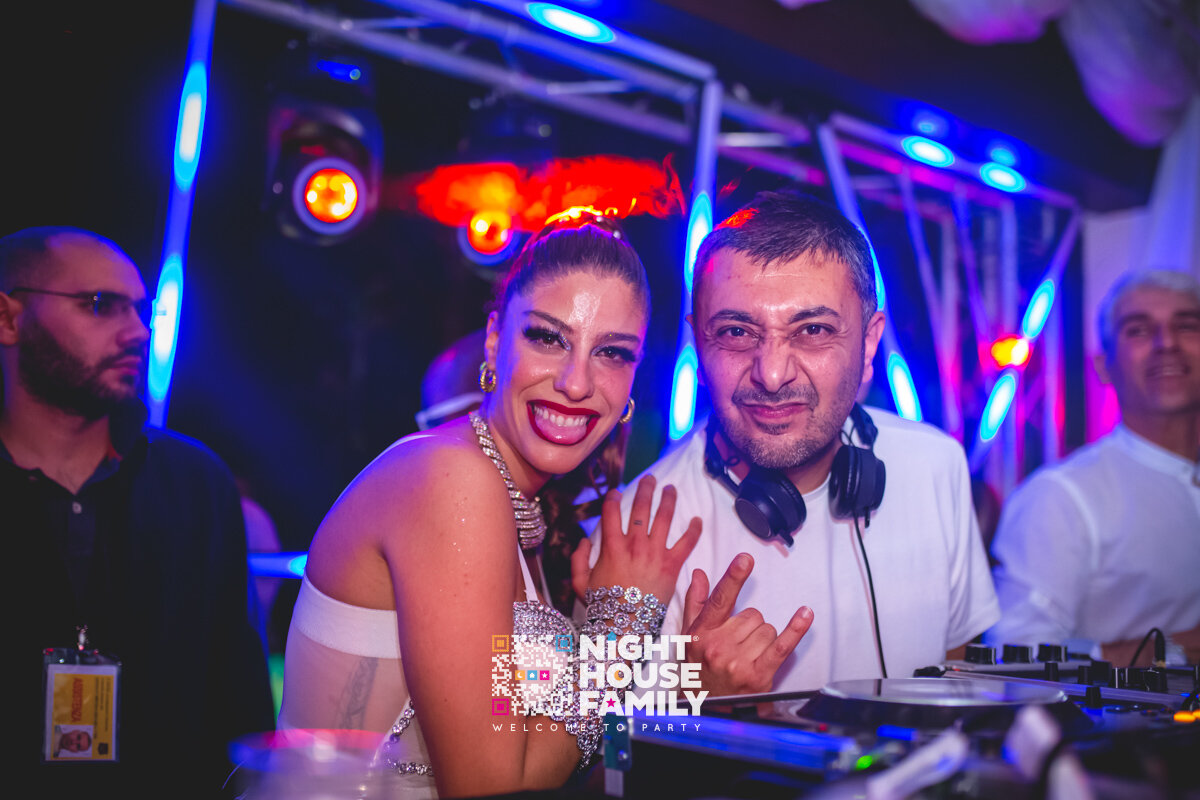 Kalura Night House Family 55