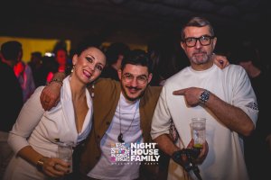 Kalura Night House Family 56