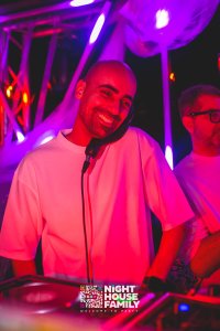 Kalura Night House Family 58