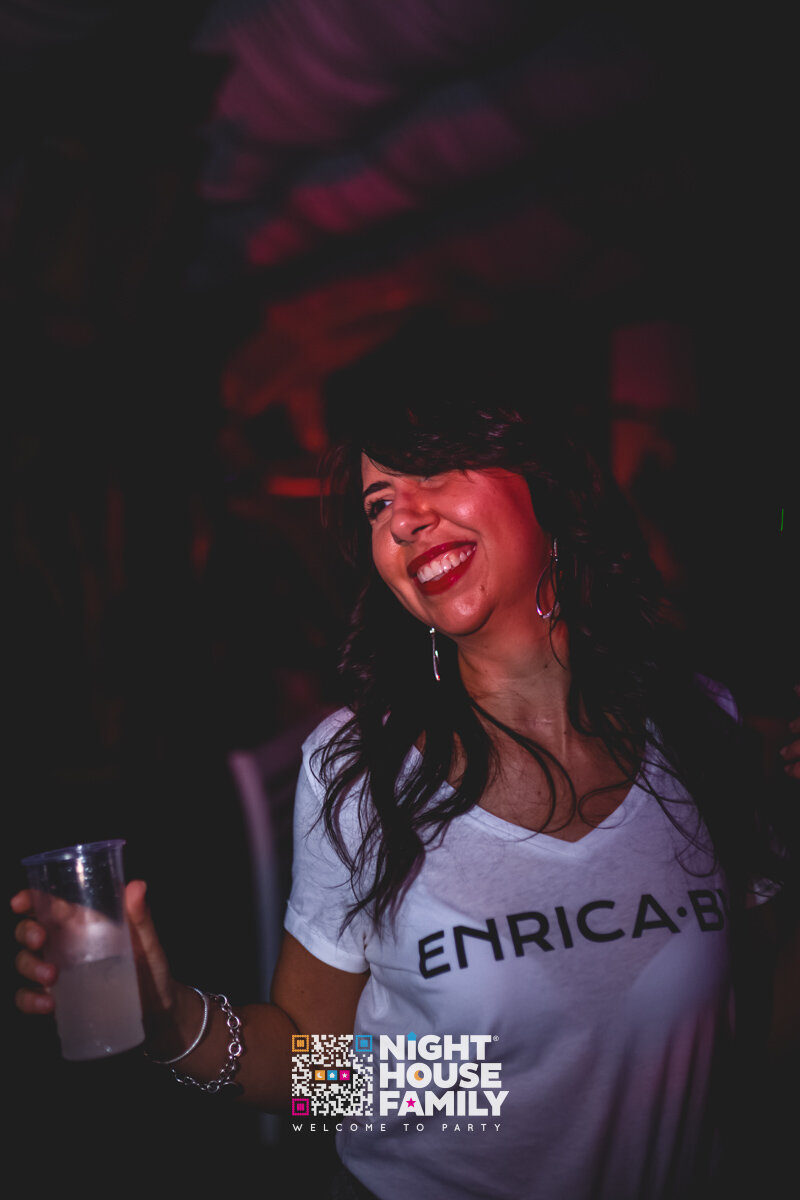 Kalura Night House Family 72