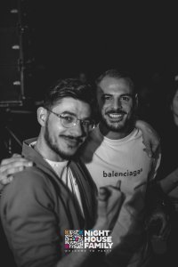 Kalura Night House Family 73