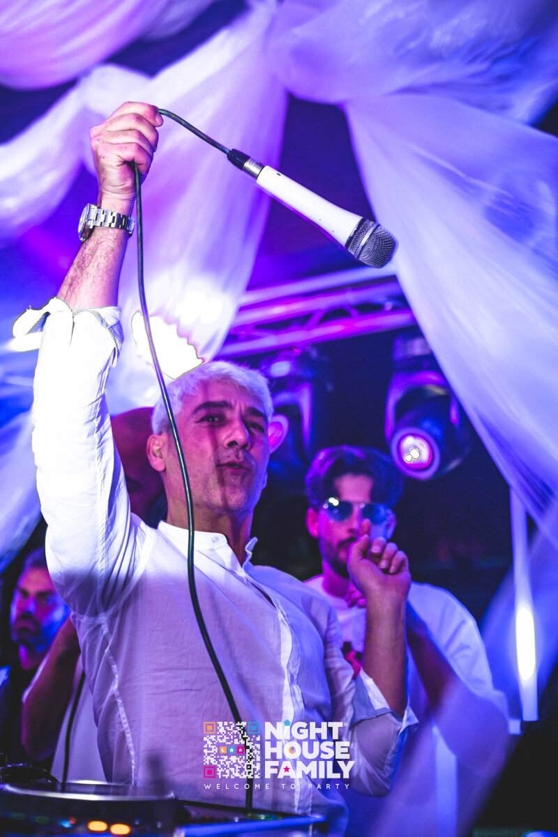 Kalura Night House Family 79